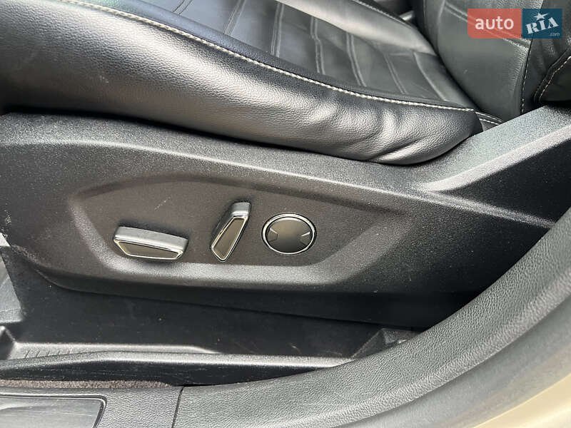 Внедорожник / Кроссовер Ford Edge 2017 в Киеве