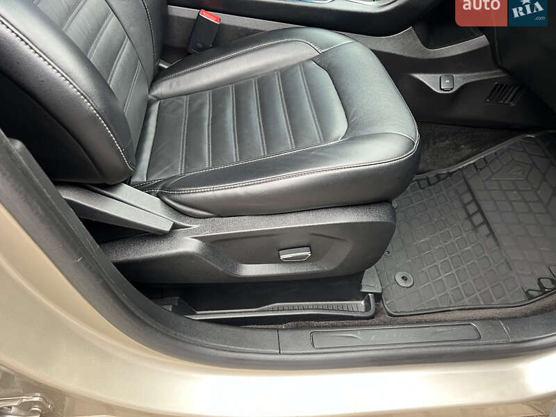 Внедорожник / Кроссовер Ford Edge 2017 в Киеве