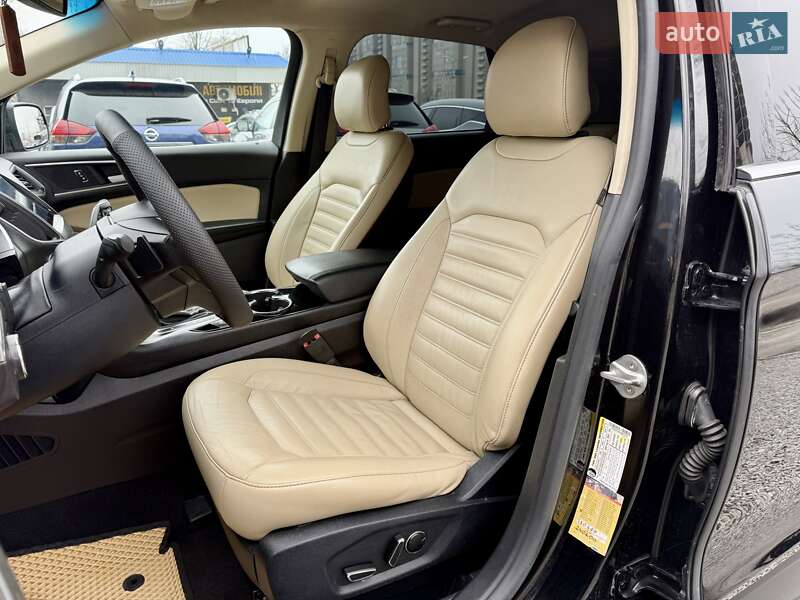 Внедорожник / Кроссовер Ford Edge 2016 в Харькове