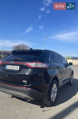 Внедорожник / Кроссовер Ford Edge 2016 в Благовещенском