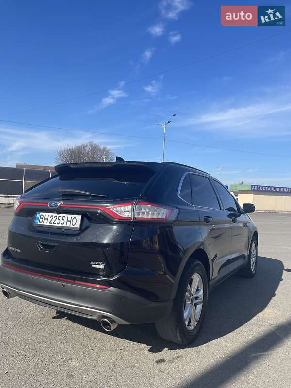 Внедорожник / Кроссовер Ford Edge 2016 в Благовещенском