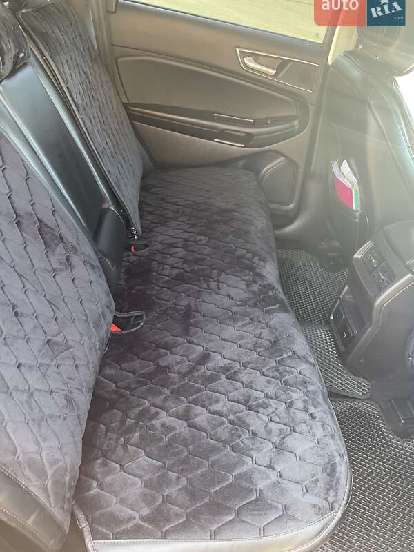 Внедорожник / Кроссовер Ford Edge 2016 в Благовещенском