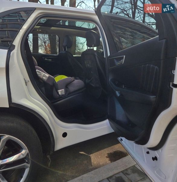 Позашляховик / Кросовер Ford Edge 2015 в Чернігові