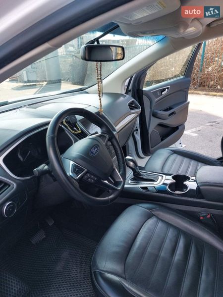 Позашляховик / Кросовер Ford Edge 2018 в Ужгороді