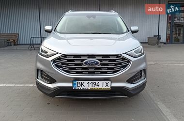 Внедорожник / Кроссовер Ford Edge 2019 в Дубно