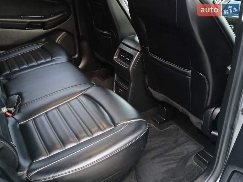 Внедорожник / Кроссовер Ford Edge 2019 в Дубно