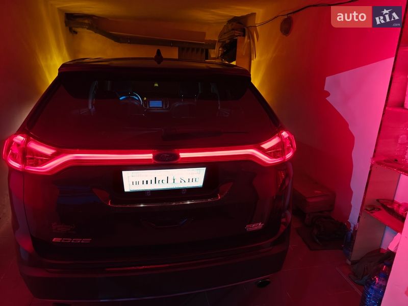 Внедорожник / Кроссовер Ford Edge 2018 в Ужгороде