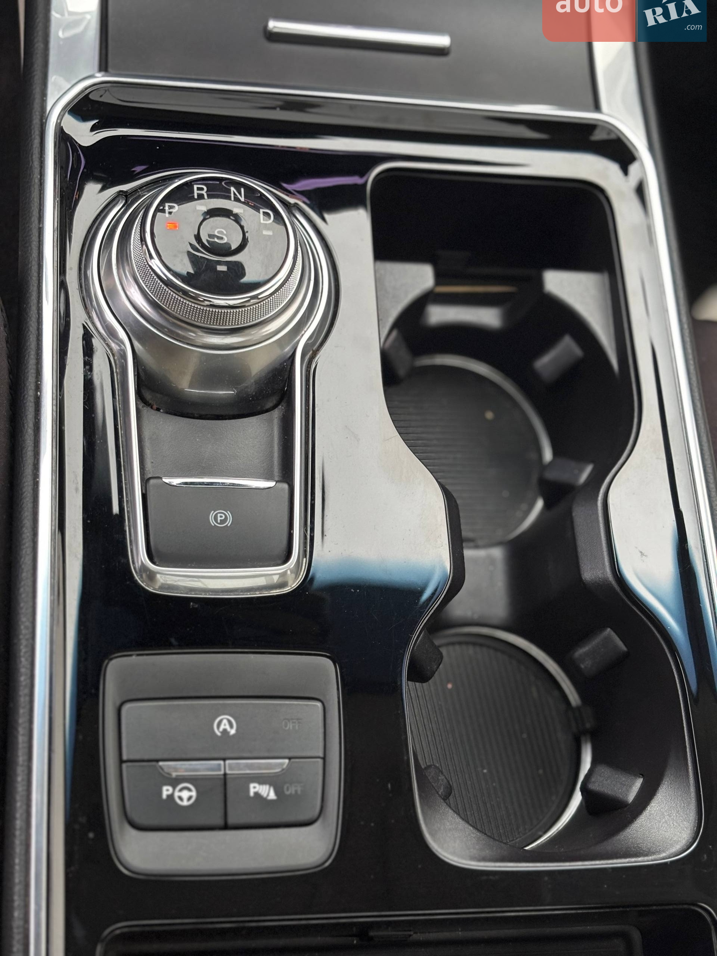 2019 Ford Edge - мініатюра 27