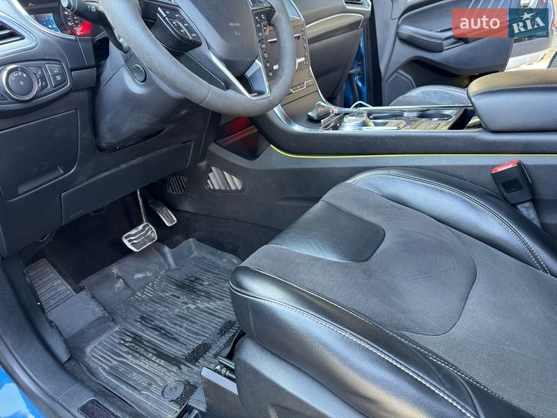 Внедорожник / Кроссовер Ford Edge 2019 в Киеве фото 39 Внедорожник / Кроссовер Ford Edge 2019 в Киеве