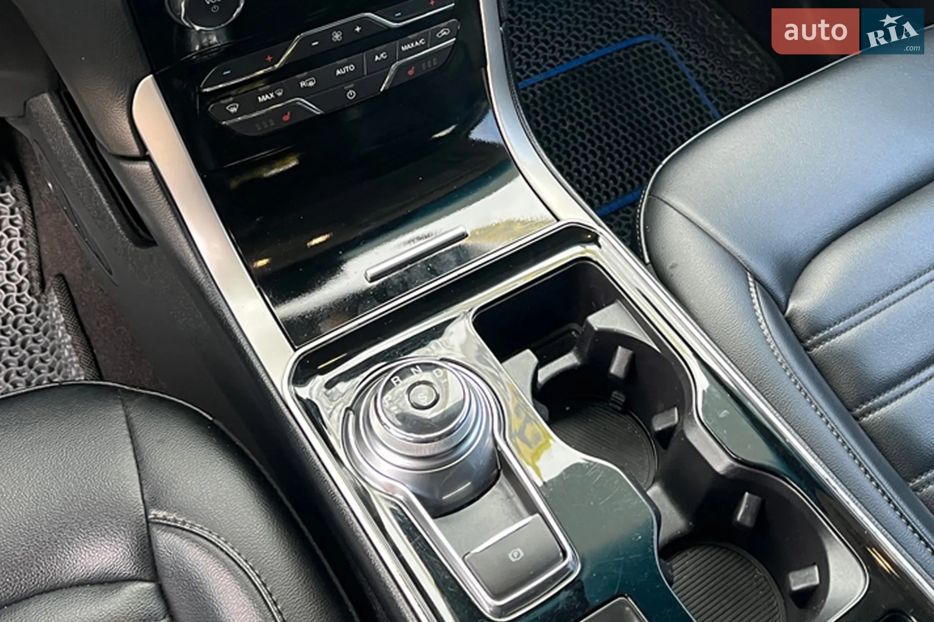2019 Ford Edge - мініатюра 14