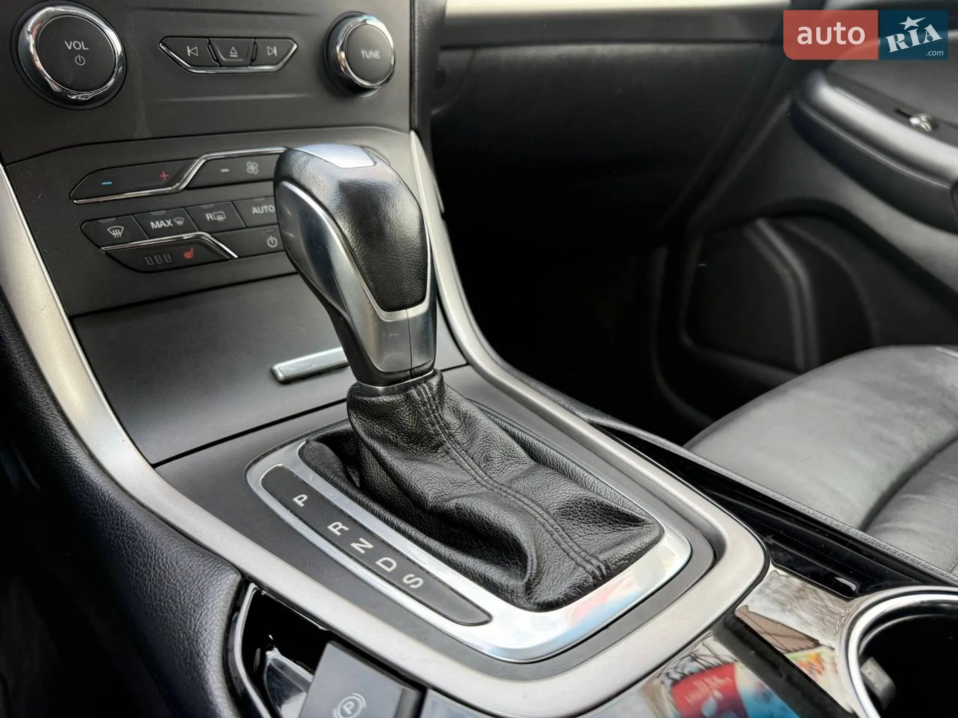 2017 Ford Edge - мініатюра 18