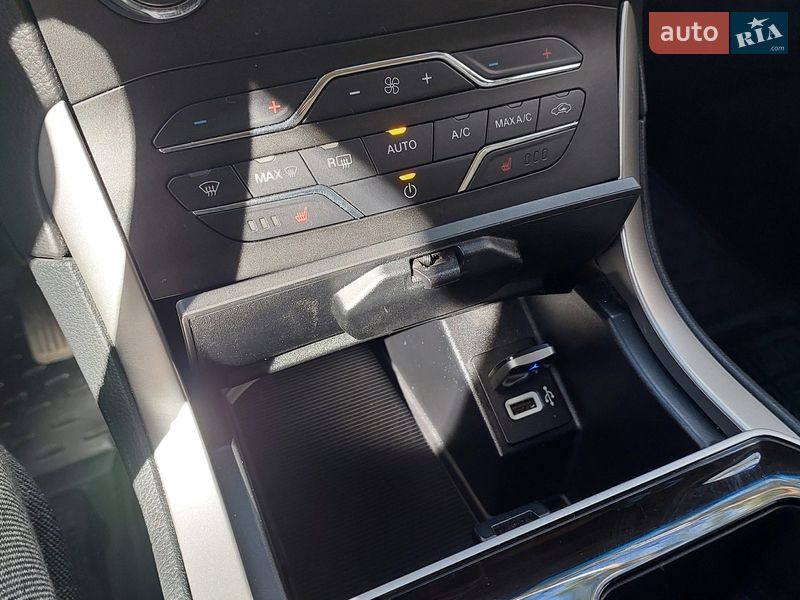 Внедорожник / Кроссовер Ford Edge 2020 в Ирпене