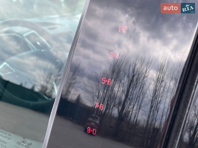 Позашляховик / Кросовер Ford Edge 2020 в Іллінцях