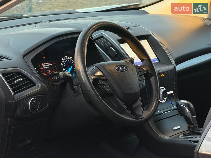 Позашляховик / Кросовер Ford Edge 2016 в Вінниці