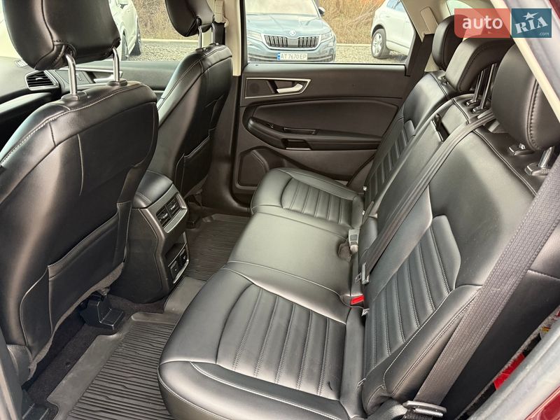 Позашляховик / Кросовер Ford Edge 2019 в Ужгороді