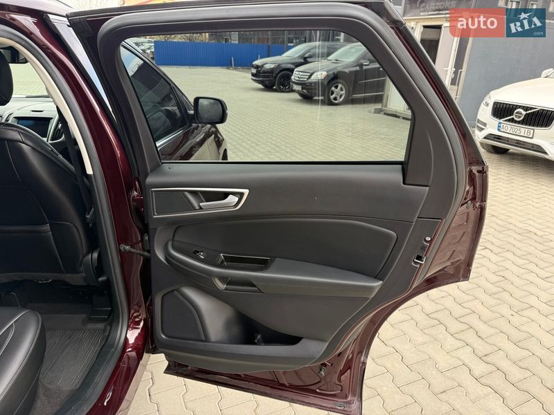 Позашляховик / Кросовер Ford Edge 2019 в Ужгороді