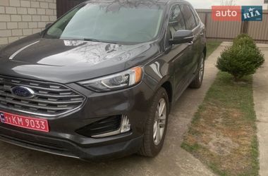 Внедорожник / Кроссовер Ford Edge 2019 в Березному