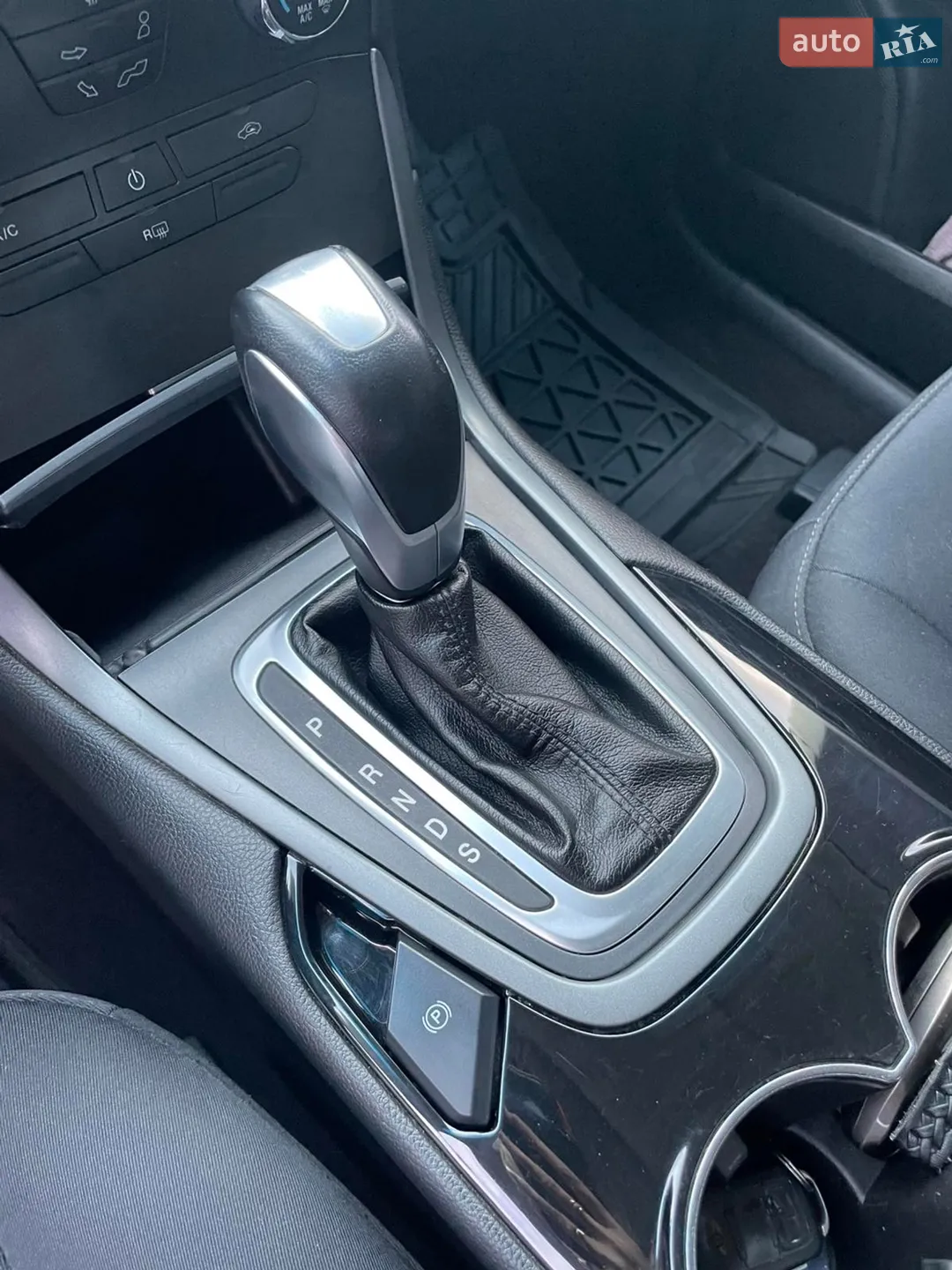 2015 Ford Edge - мініатюра 17