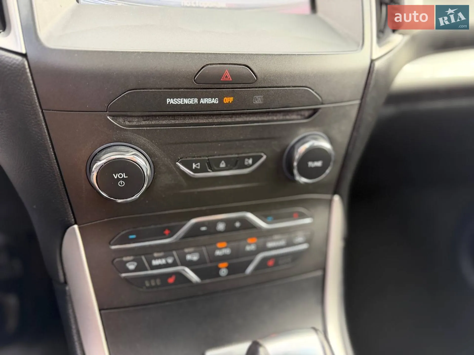 2017 Ford Edge - мініатюра 20