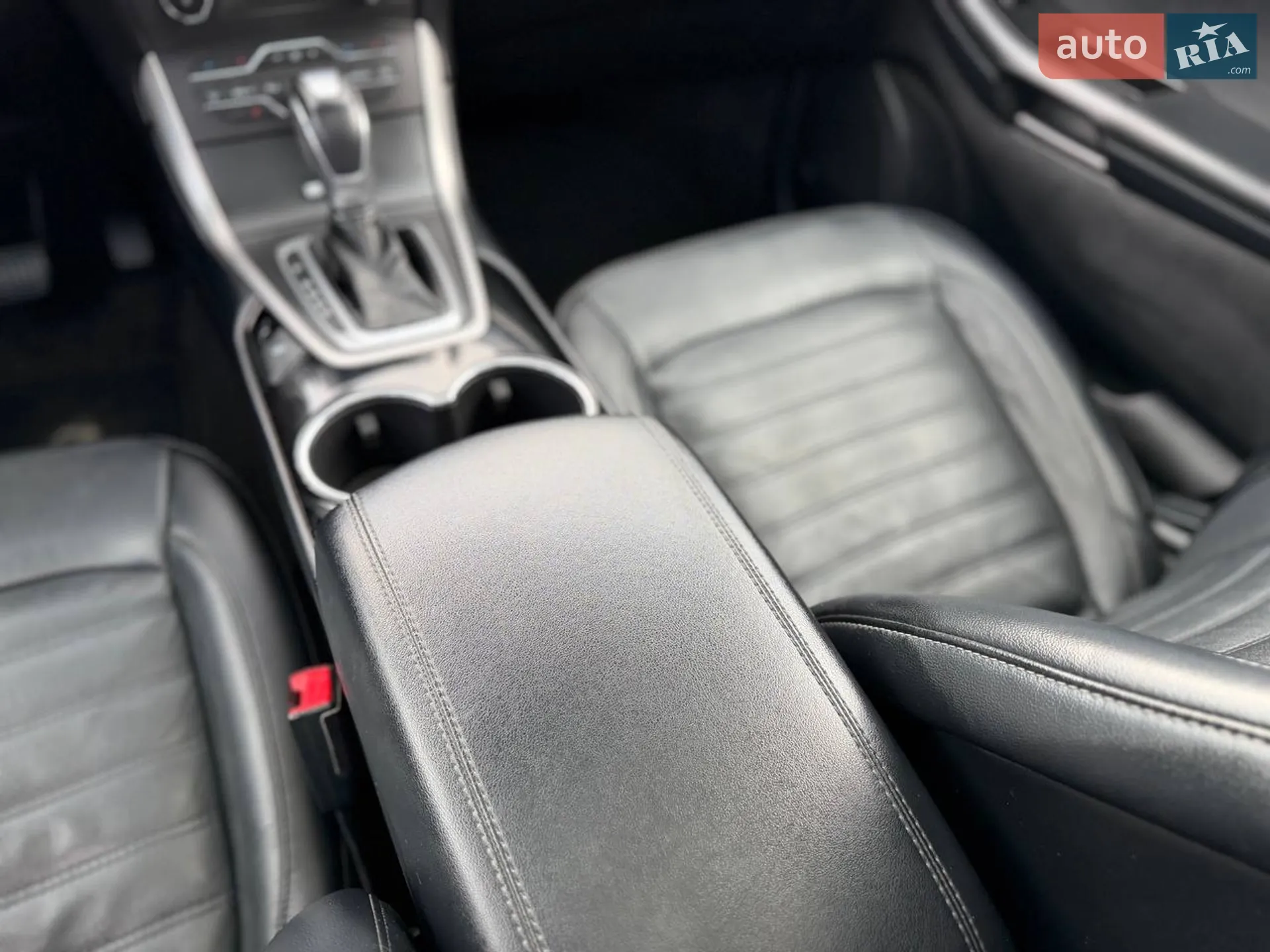 2017 Ford Edge - мініатюра 31