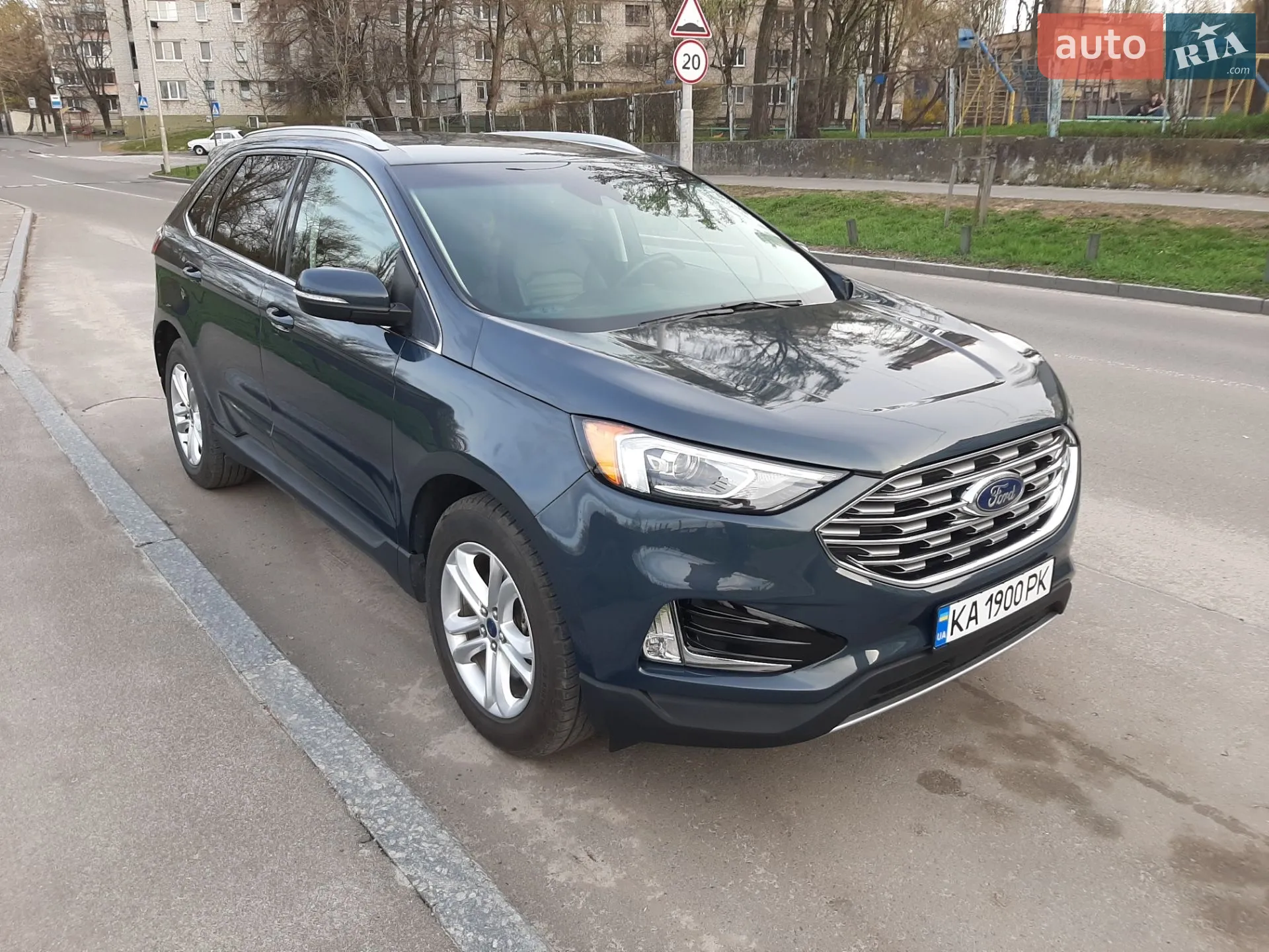 2019 Ford Edge - мініатюра 2