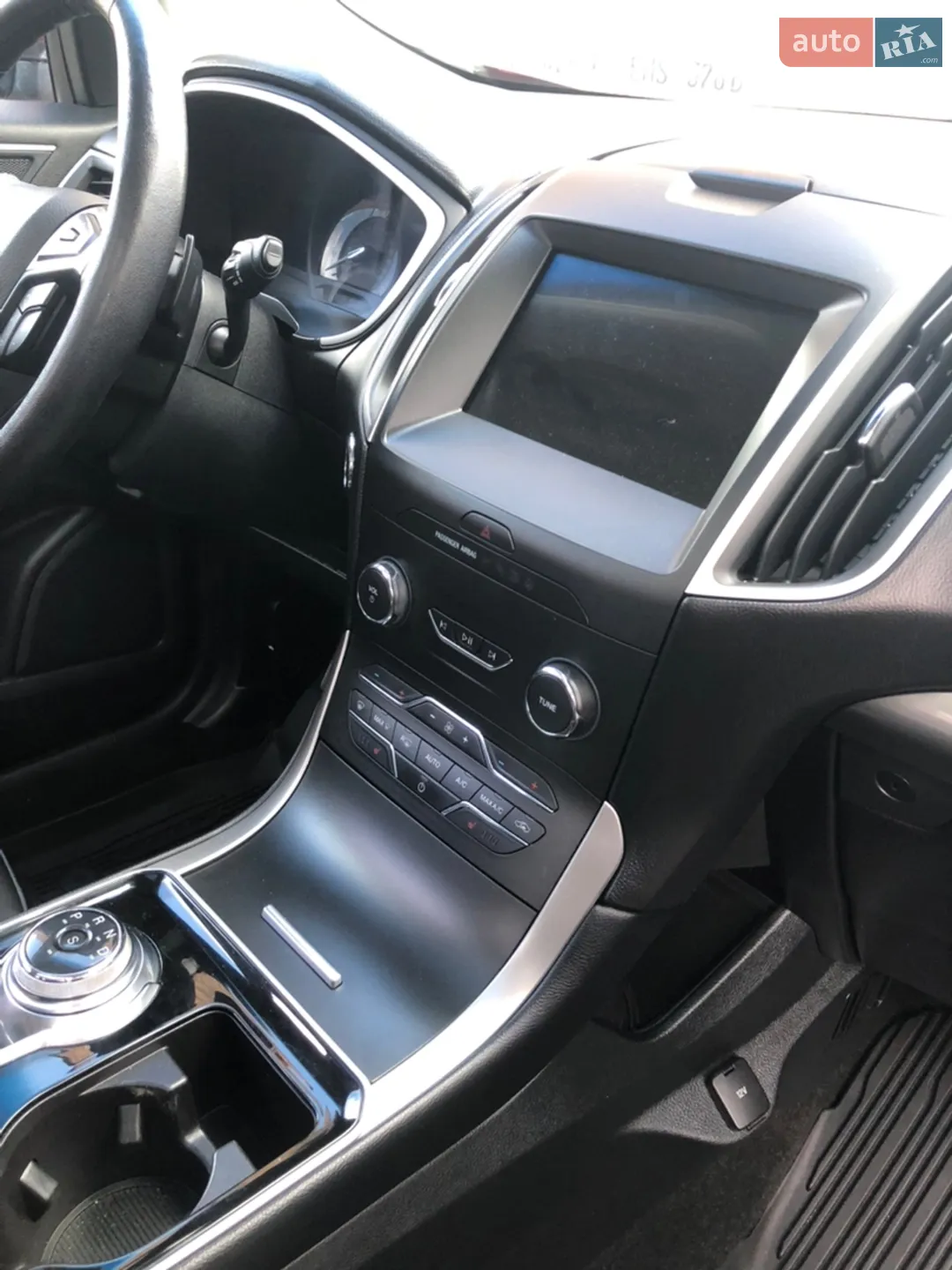 2019 Ford Edge - мініатюра 24
