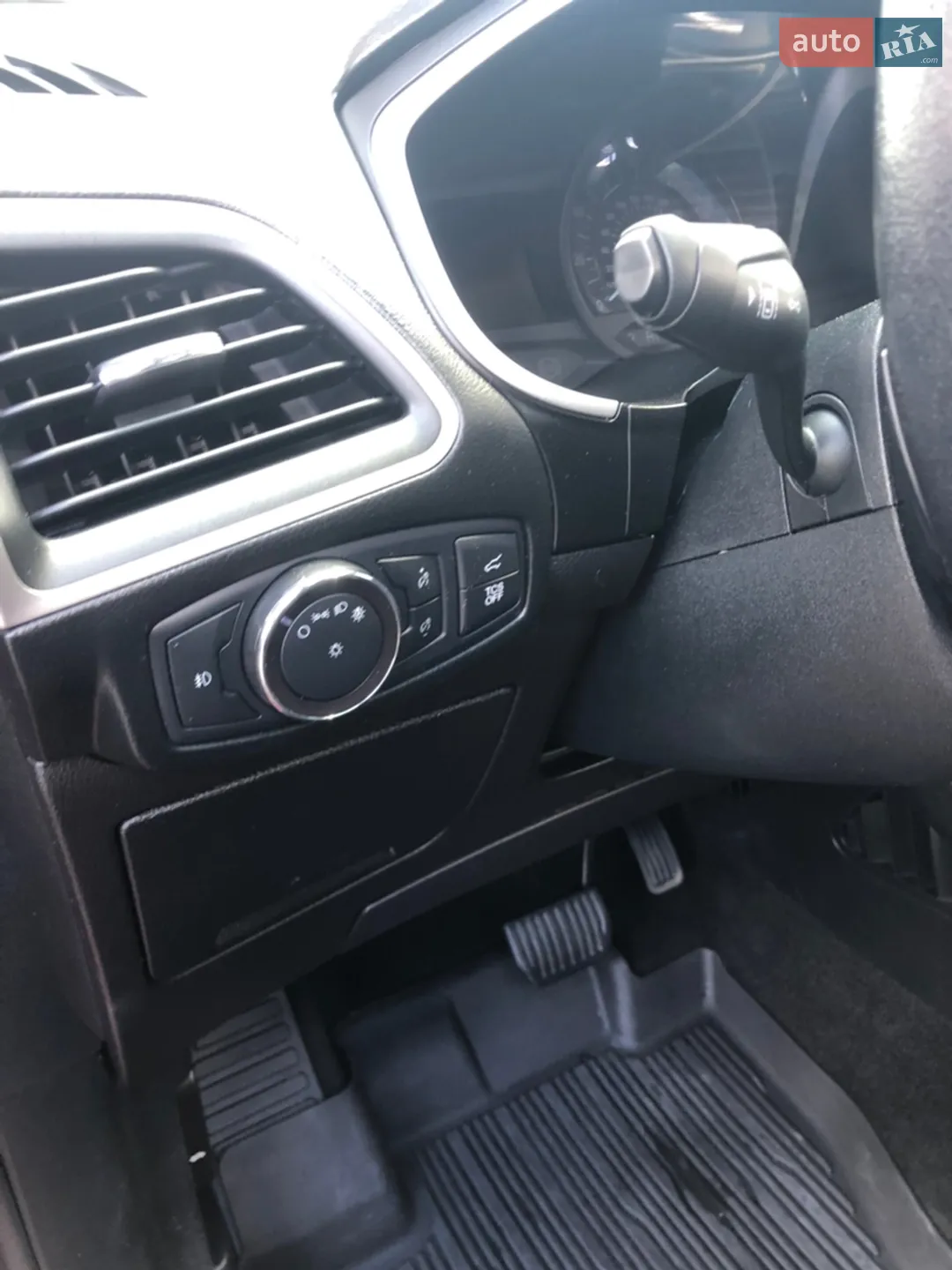 2019 Ford Edge - мініатюра 37