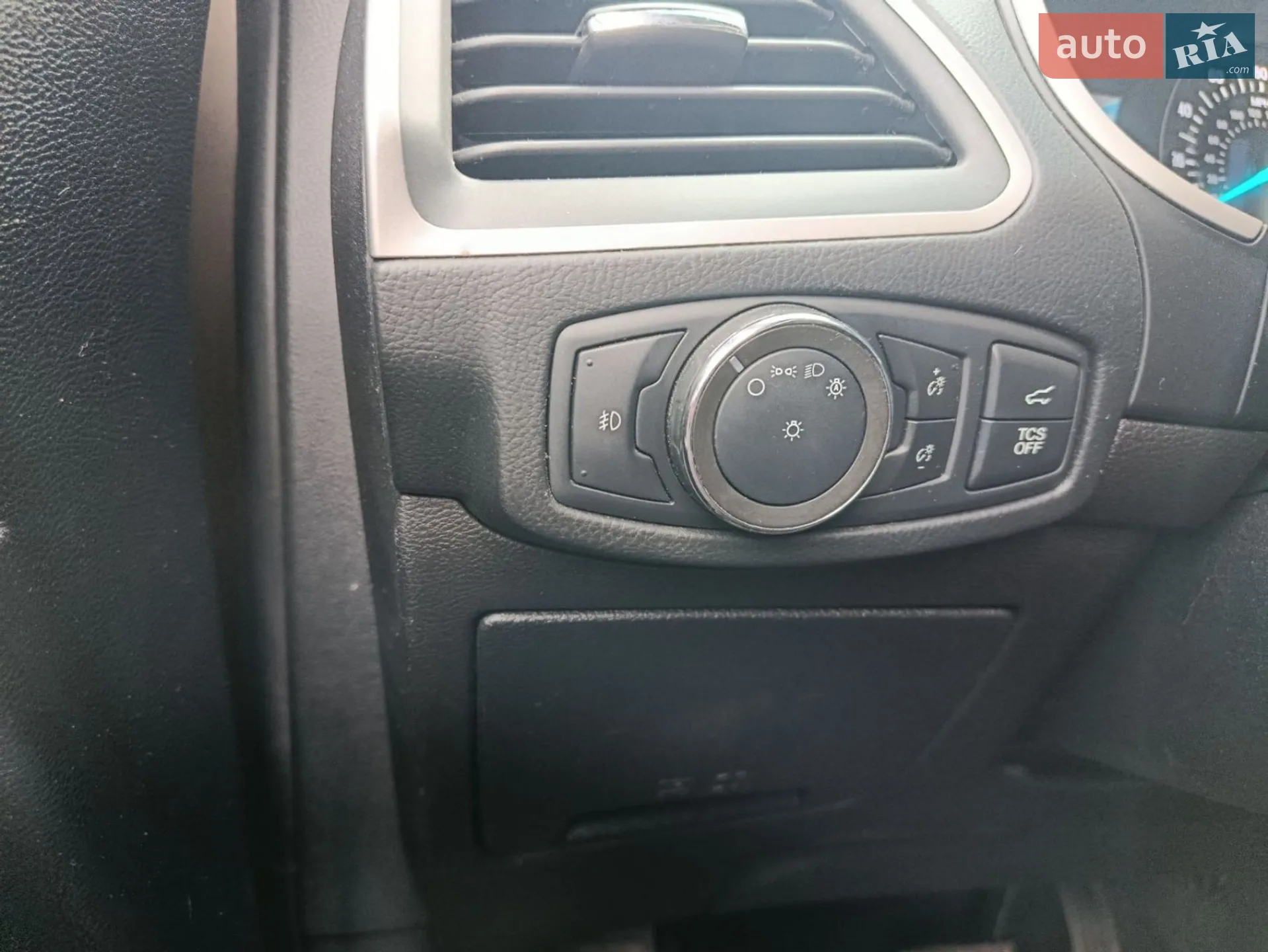 2020 Ford Edge - мініатюра 18