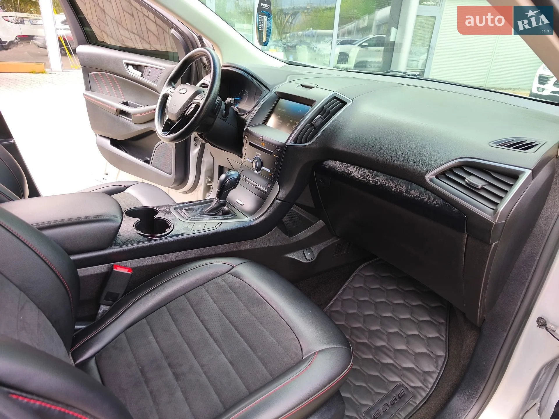 2017 Ford Edge - мініатюра 16