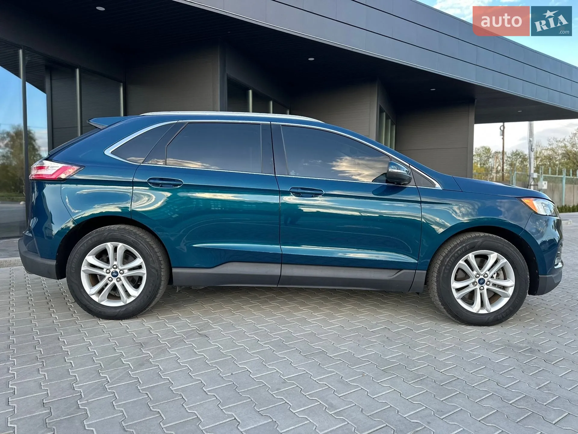 2020 Ford Edge - мініатюра 3