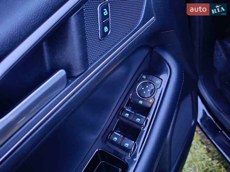 Внедорожник / Кроссовер Ford Edge 2018 в Житомире