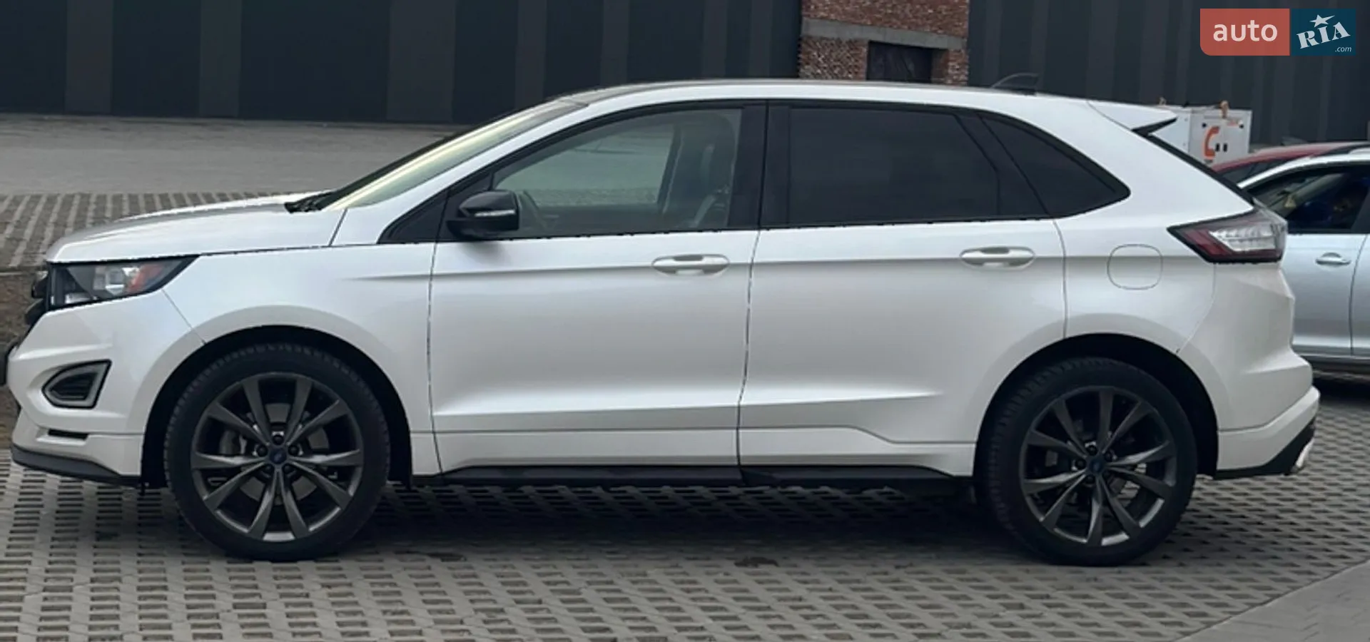 2016 Ford Edge - мініатюра 2