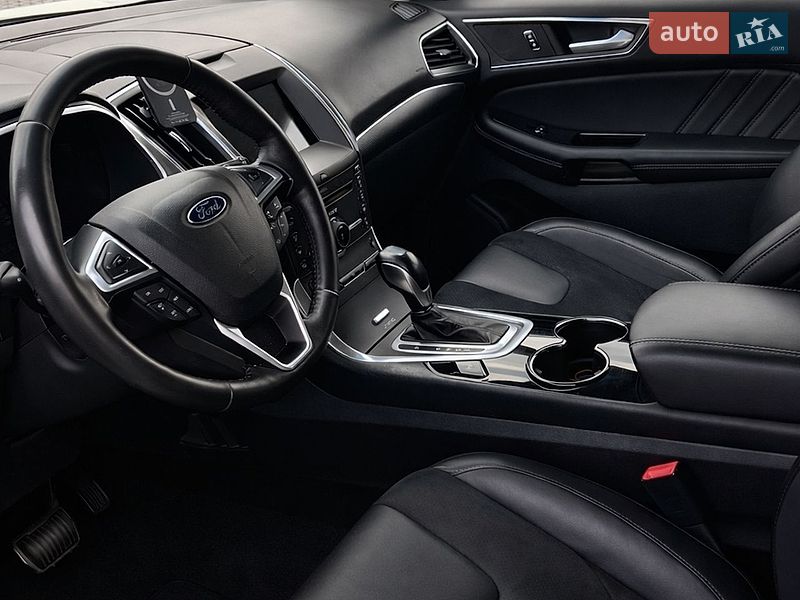 Внедорожник / Кроссовер Ford Edge 2016 в Хмельницком