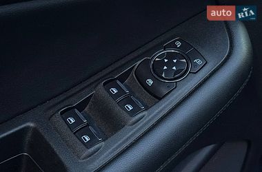Внедорожник / Кроссовер Ford Edge 2020 в Стрые