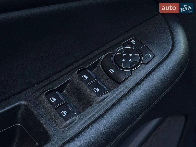 Внедорожник / Кроссовер Ford Edge 2020 в Стрые