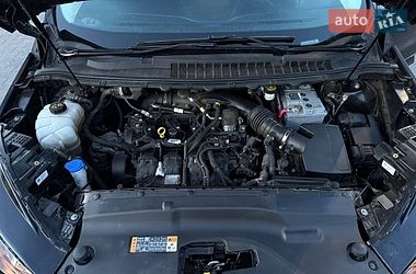 Внедорожник / Кроссовер Ford Edge 2020 в Стрые