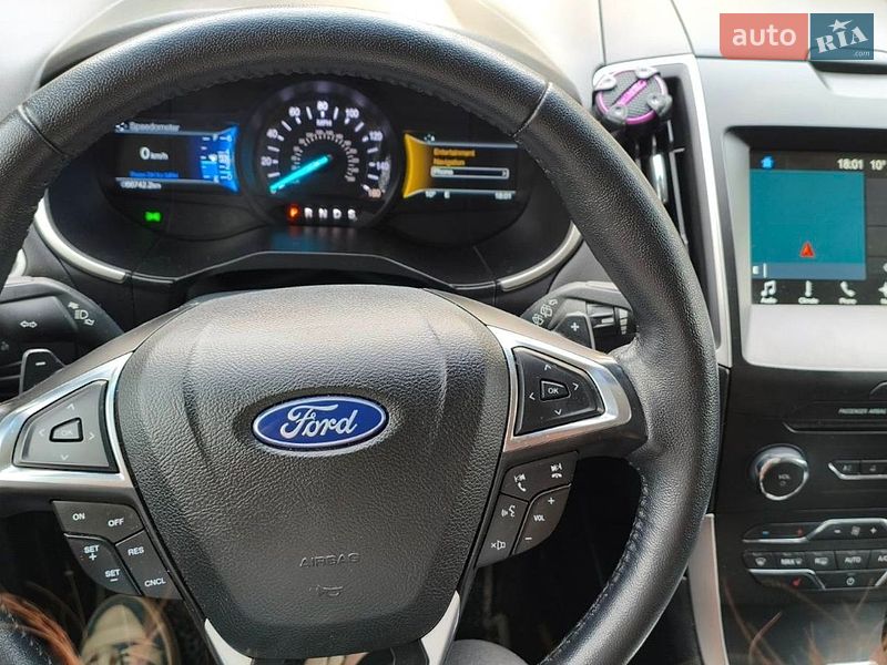 Внедорожник / Кроссовер Ford Edge 2018 в Каменец-Подольском