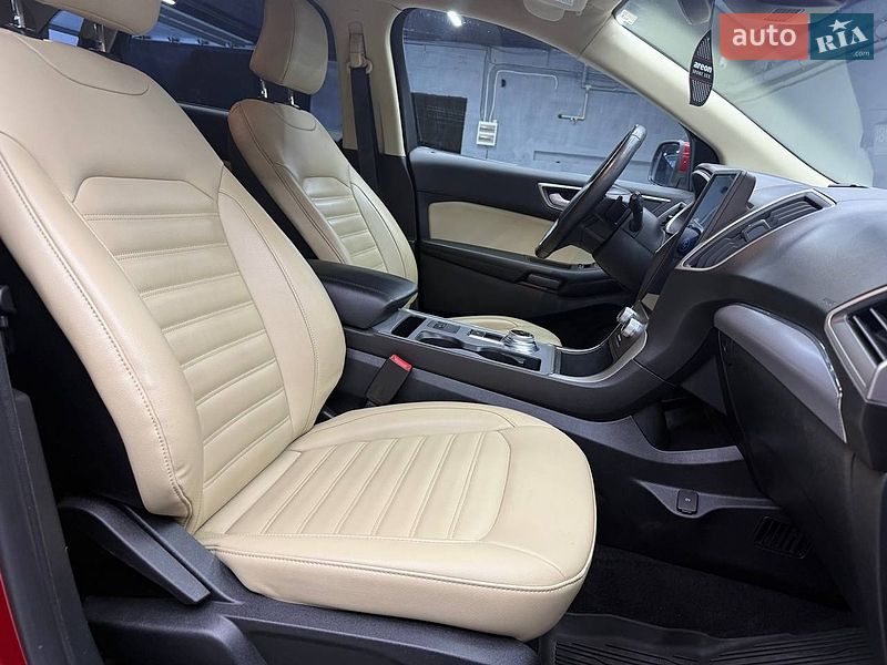 Внедорожник / Кроссовер Ford Edge 2021 в Черновцах