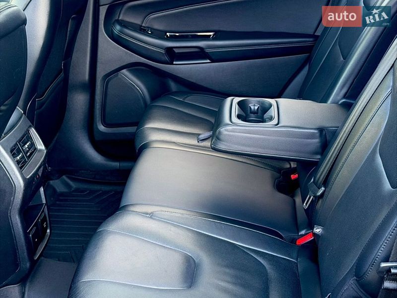 Позашляховик / Кросовер Ford Edge 2016 в Сумах