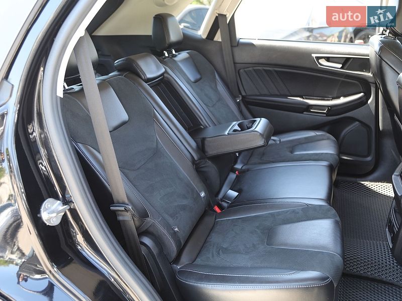 Внедорожник / Кроссовер Ford Edge 2016 в Харькове