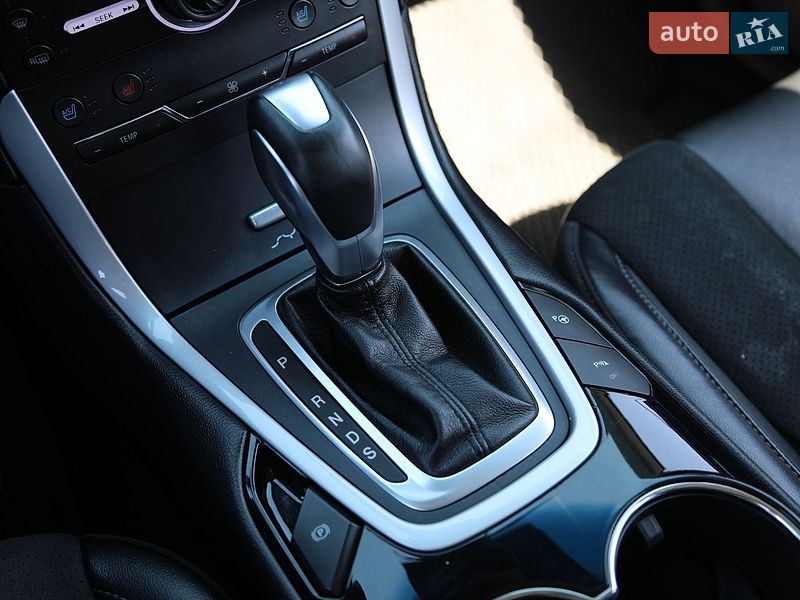 Внедорожник / Кроссовер Ford Edge 2016 в Харькове