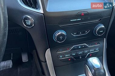 Внедорожник / Кроссовер Ford Edge 2015 в Луцке