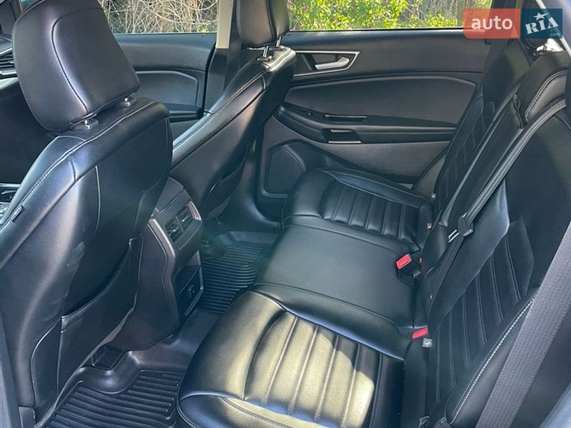 Позашляховик / Кросовер Ford Edge 2020 в Рівному