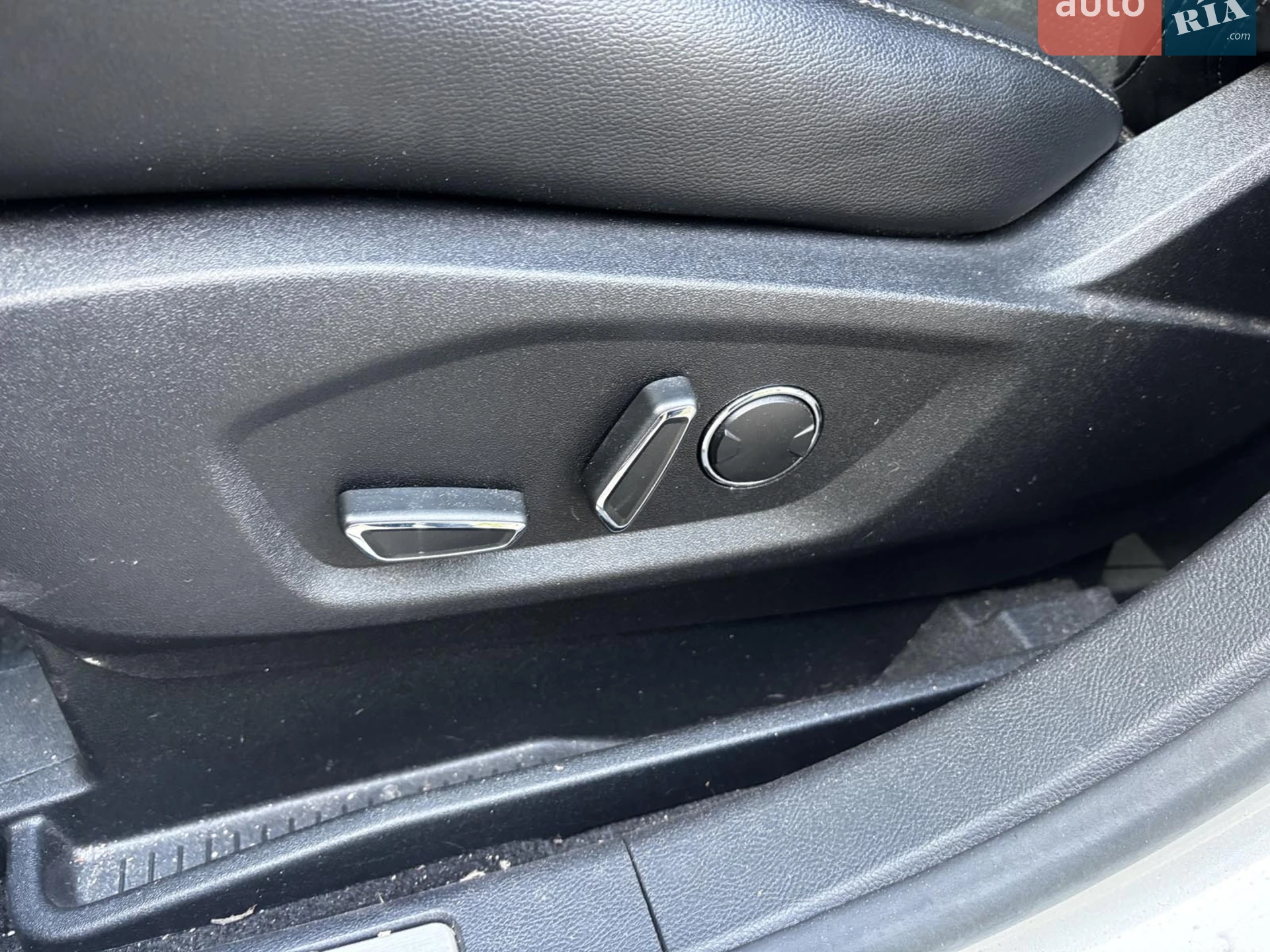 2015 Ford Edge - мініатюра 23