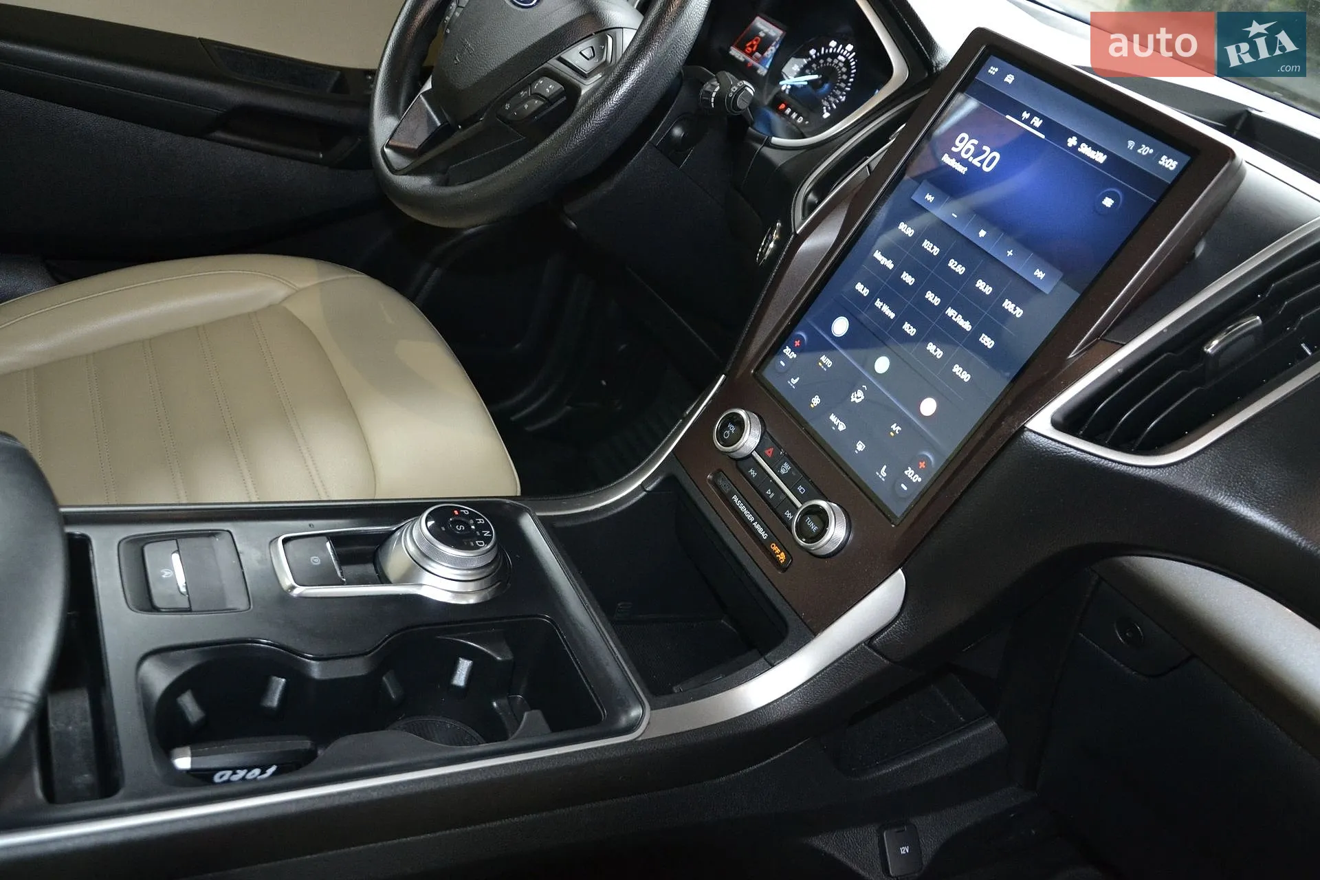 2021 Ford Edge - мініатюра 21