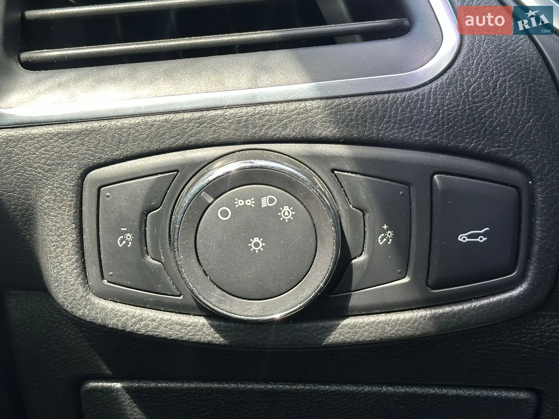 2015 Ford Edge - мініатюра 29
