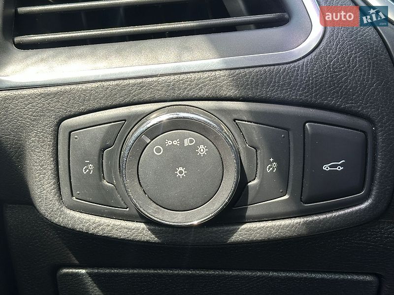 Внедорожник / Кроссовер Ford Edge 2015 в Одессе