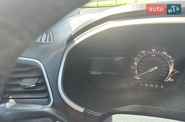 Позашляховик / Кросовер Ford Edge 2016 в Сумах