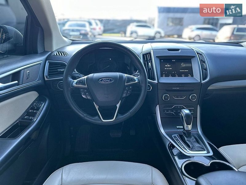 Позашляховик / Кросовер Ford Edge 2017 в Луцьку