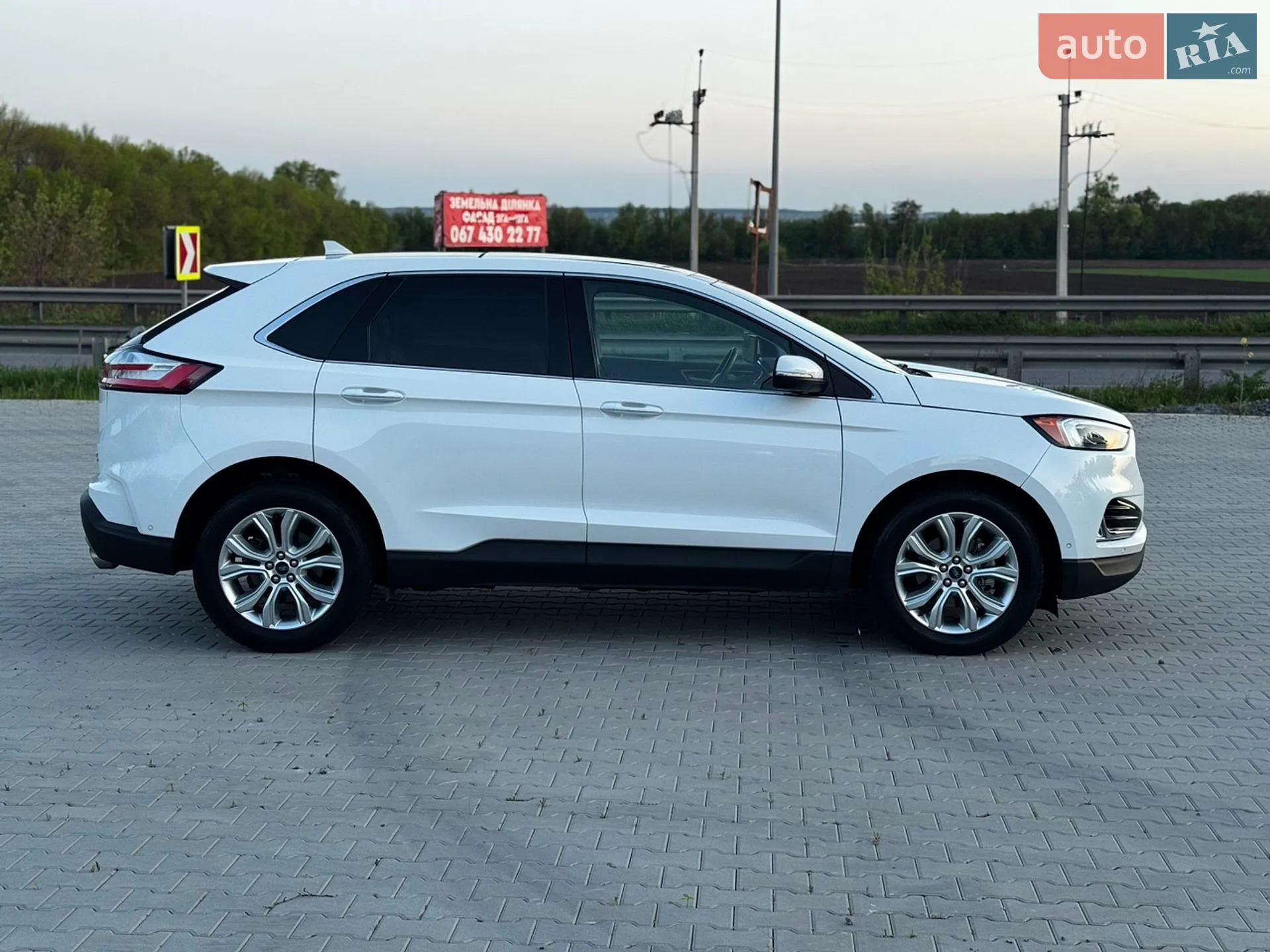 2019 Ford Edge - мініатюра 2